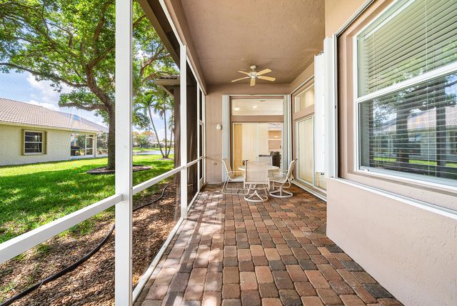 9740 Donato Way, Lake Worth, FL 33467