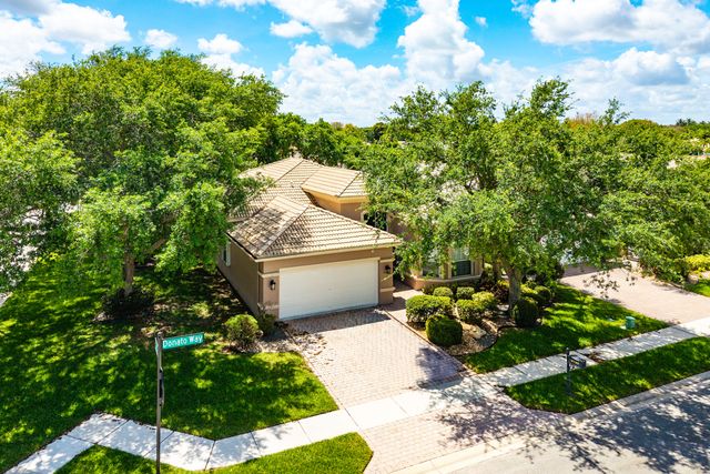 9740 Donato Way, Lake Worth, FL 33467