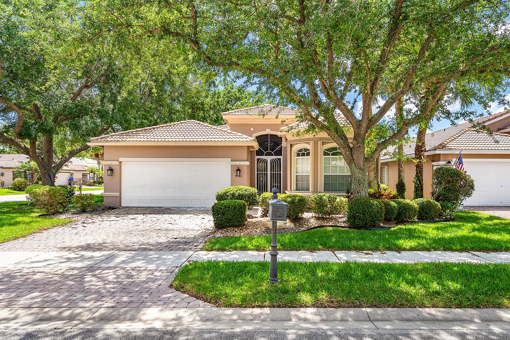 9740 Donato Way, Lake Worth, FL 33467