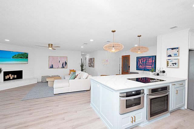 319 Admiral Drive, Gun Barrel City, TX 75156