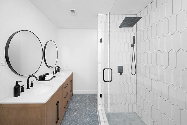 319 Admiral Drive, Gun Barrel City, TX 75156