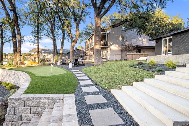 319 Admiral Drive, Gun Barrel City, TX 75156