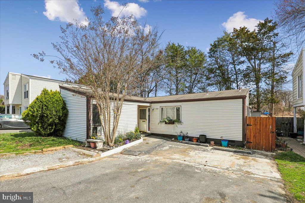 7113 ITTE LN, Springfield, VA 22150