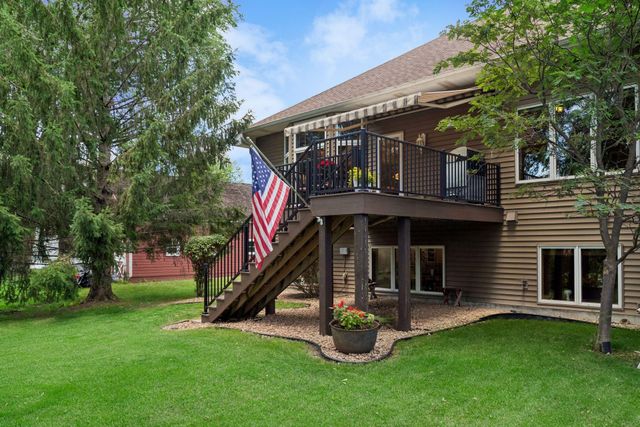 16847 Terrey Pine Drive, Eden Prairie, MN 55347
