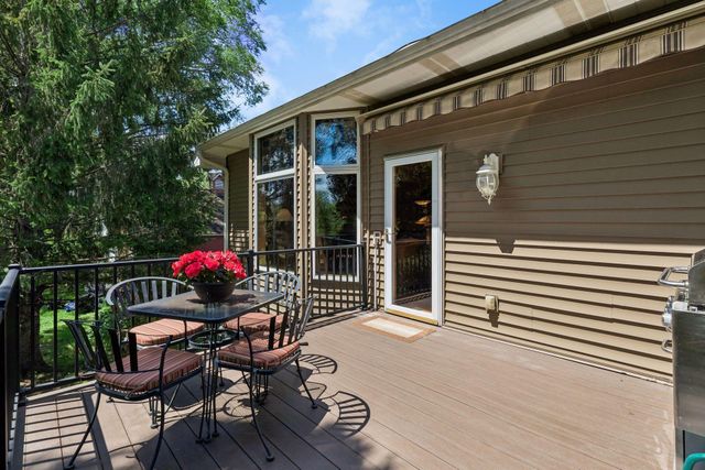 16847 Terrey Pine Drive, Eden Prairie, MN 55347