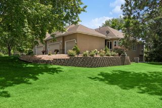 16847 Terrey Pine Drive, Eden Prairie, MN 55347