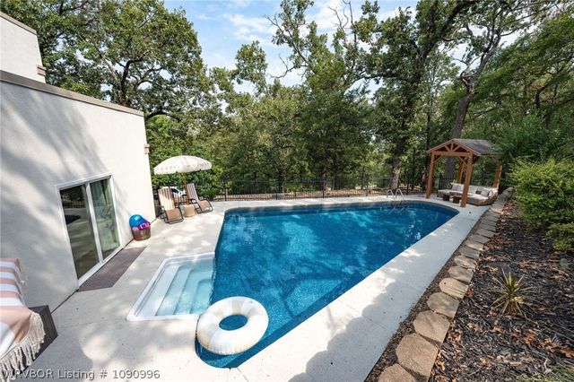 8700 Moody Road, Fort Smith, AR 72903