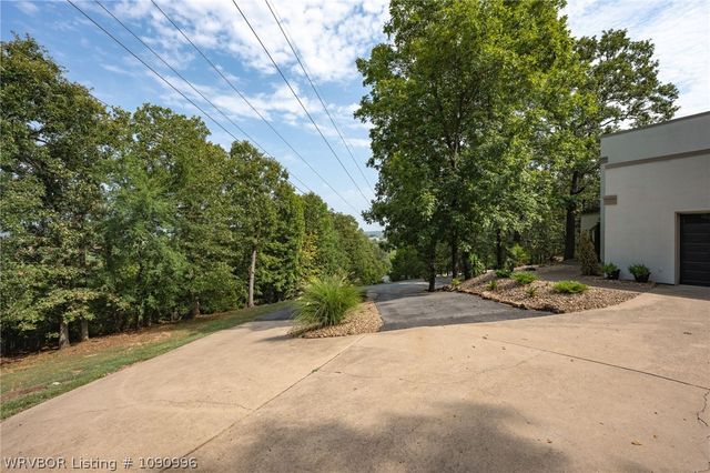 8700 Moody Road, Fort Smith, AR 72903
