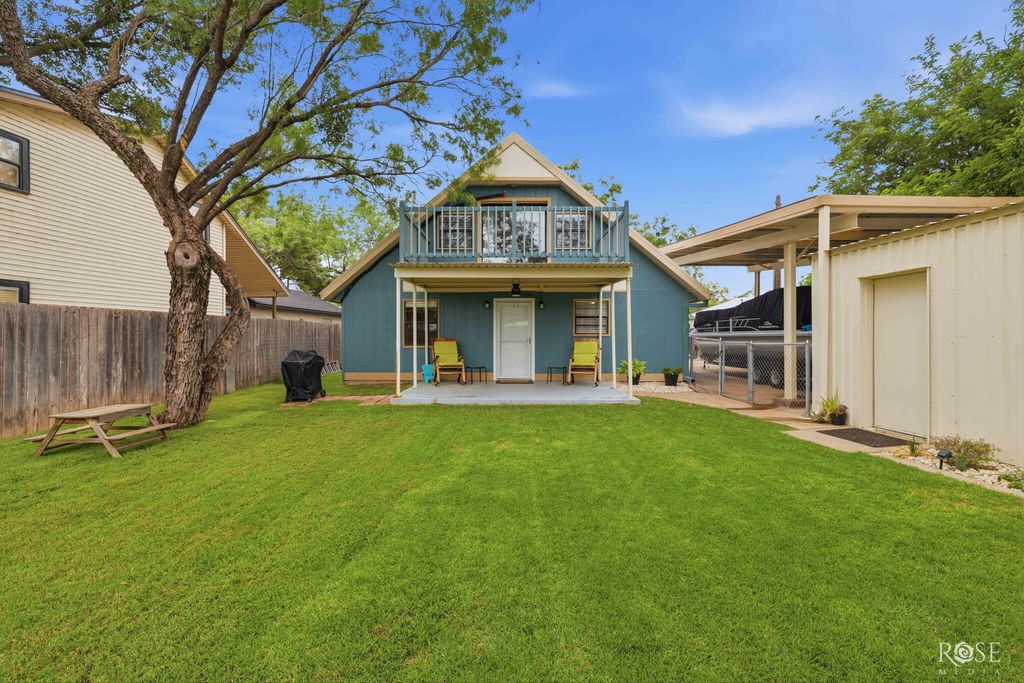 Image 35 of property listing at 2570 Sleepy Hollow Road, San Angelo, TX 76904