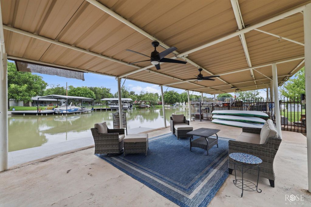 Image 40 of property listing at 2570 Sleepy Hollow Road, San Angelo, TX 76904