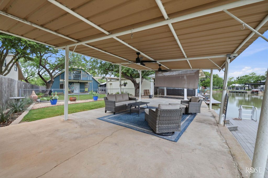 Image 41 of property listing at 2570 Sleepy Hollow Road, San Angelo, TX 76904