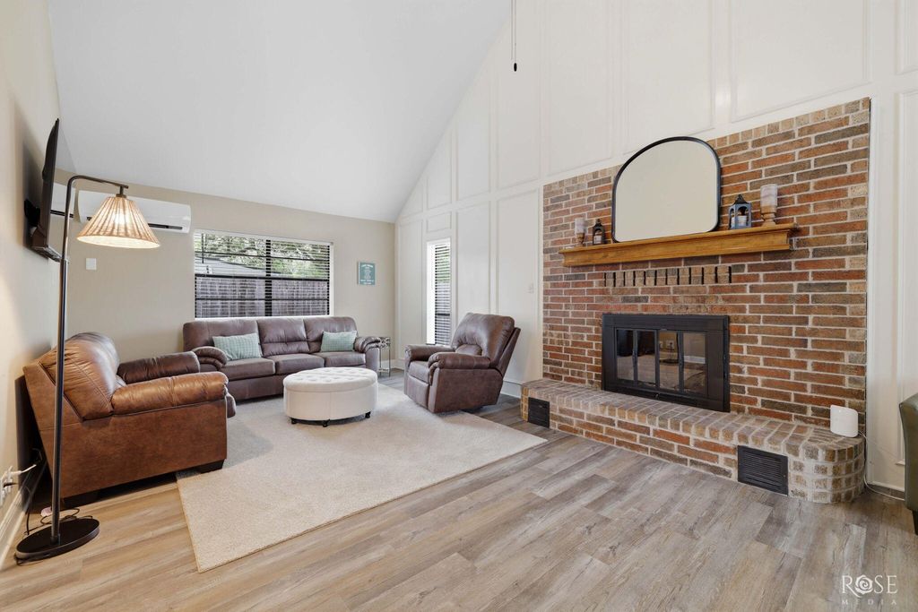 Image 7 of property listing at 2570 Sleepy Hollow Road, San Angelo, TX 76904