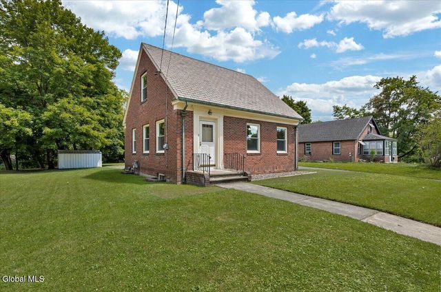 4 Russell Avenue, Ravena, NY 12143