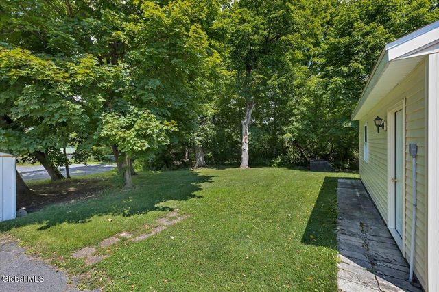 4 Russell Avenue, Ravena, NY 12143