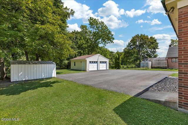 4 Russell Avenue, Ravena, NY 12143
