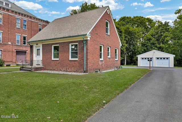 4 Russell Avenue, Ravena, NY 12143