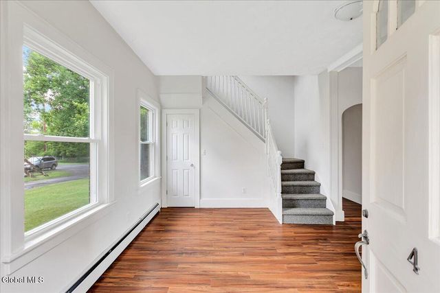 4 Russell Avenue, Ravena, NY 12143