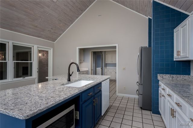 103 ARCADIA, Tuscaloosa, AL 35404