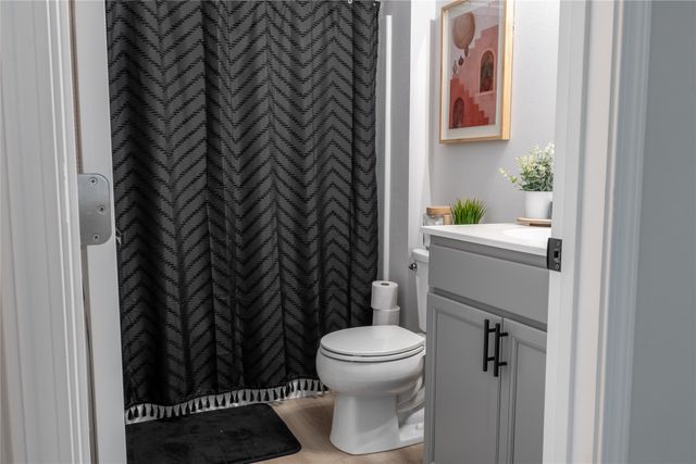 1355 Blazing Star Drive, Carlisle, IA 50047