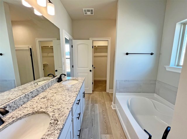 369 Hummingbird Lane, Princeton, LA 71067