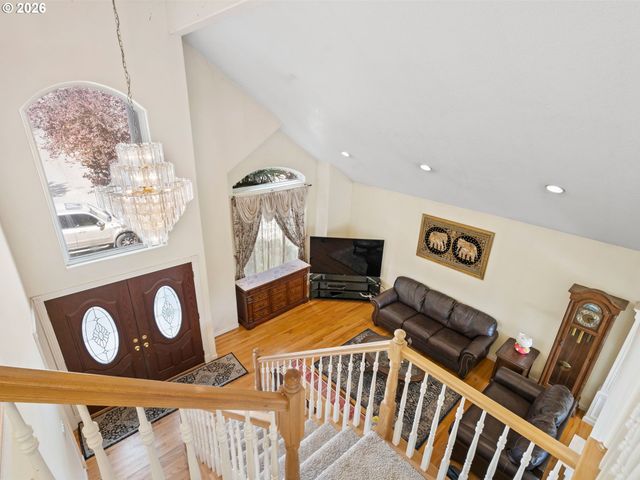 15348 Se HENDERSON Way, Portland, OR 97236