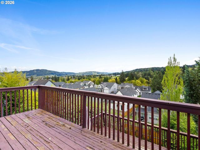 15348 Se HENDERSON Way, Portland, OR 97236