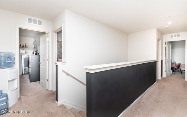 3607 Chaparral Ct, Louisville, KY 40229