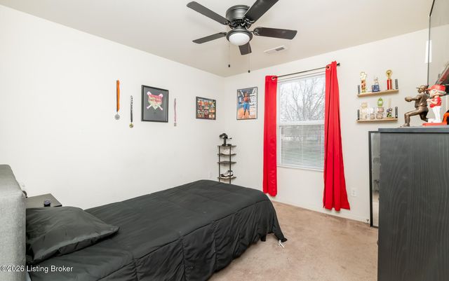 3607 Chaparral Ct, Louisville, KY 40229