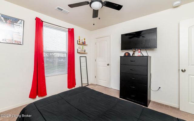 3607 Chaparral Ct, Louisville, KY 40229