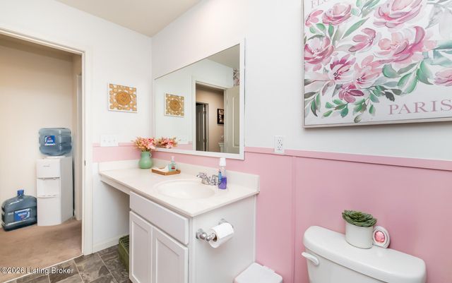 3607 Chaparral Ct, Louisville, KY 40229