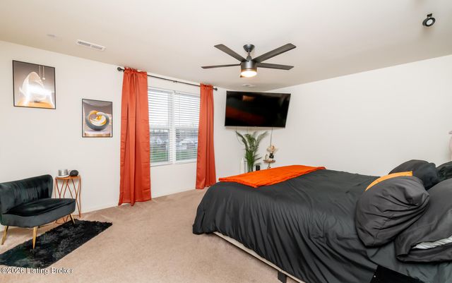 3607 Chaparral Ct, Louisville, KY 40229