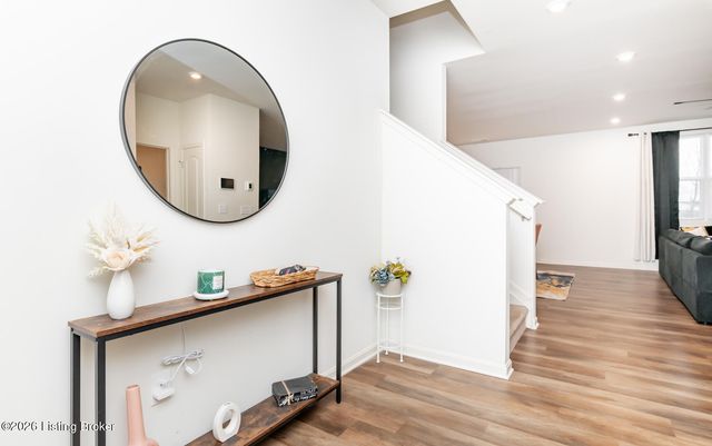 3607 Chaparral Ct, Louisville, KY 40229