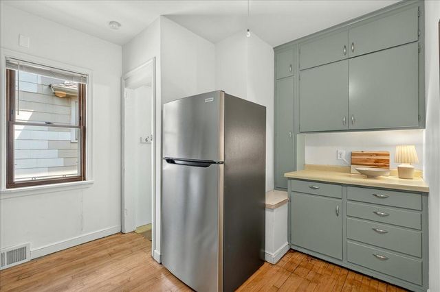 1217 6th Street E, Saint Paul, MN 55106