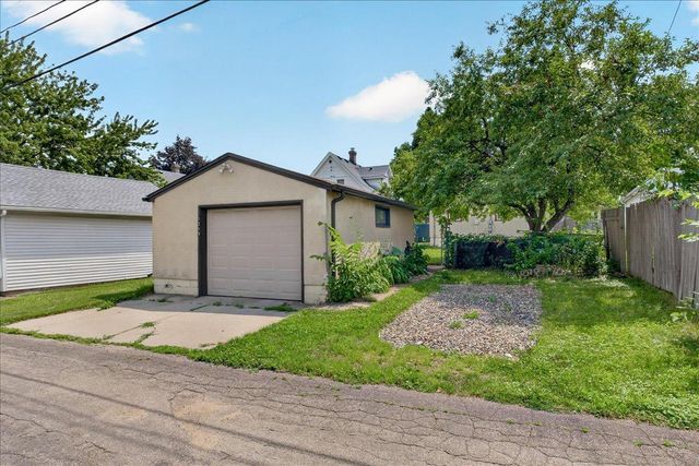 1217 6th Street E, Saint Paul, MN 55106