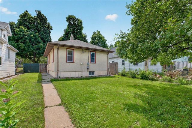 1217 6th Street E, Saint Paul, MN 55106