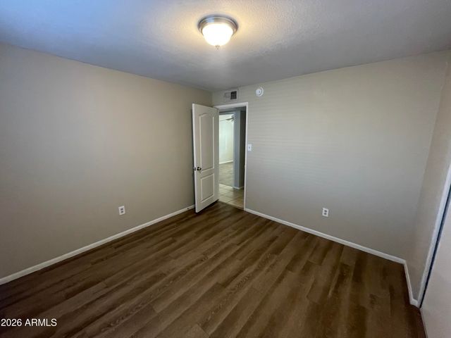 5909 W CORONADO Road, Phoenix, AZ 85035