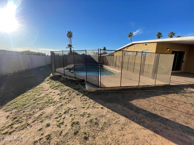 5909 W CORONADO Road, Phoenix, AZ 85035