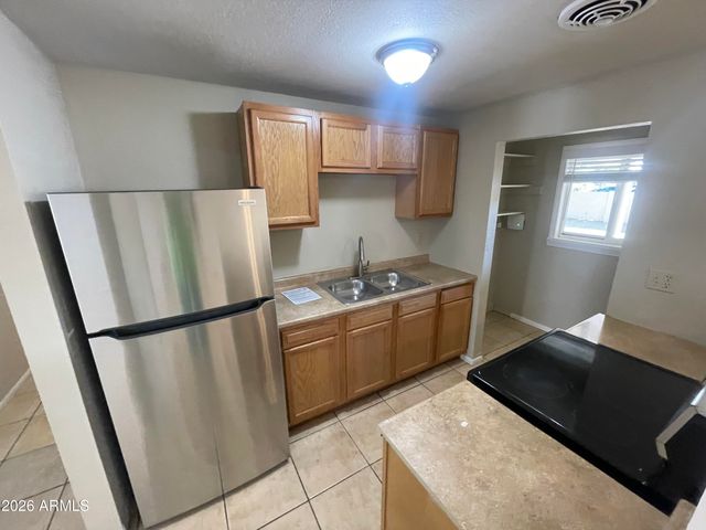 5909 W CORONADO Road, Phoenix, AZ 85035