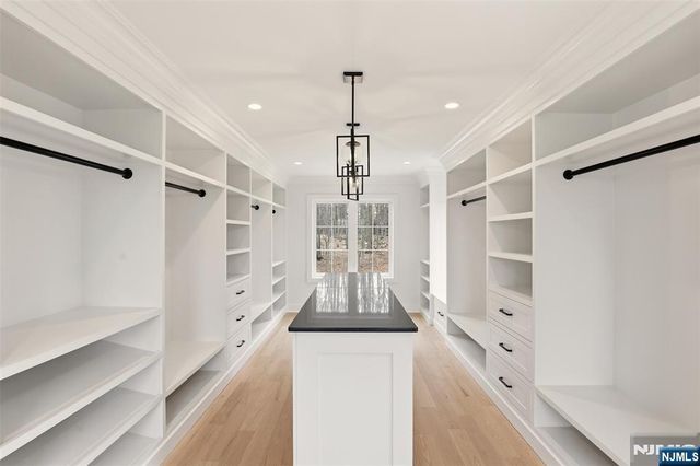 26 Huff Terrace, Montvale, NJ 07645