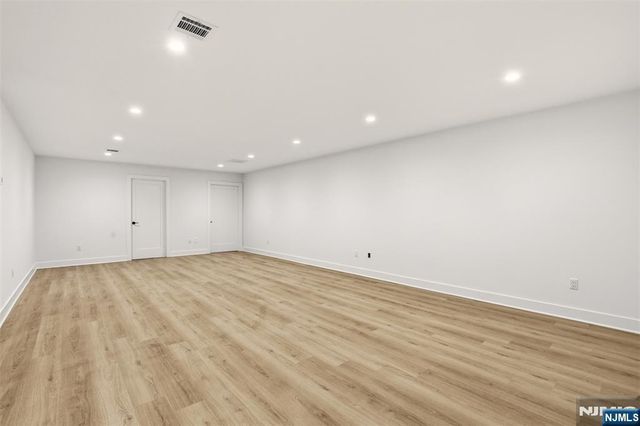 26 Huff Terrace, Montvale, NJ 07645