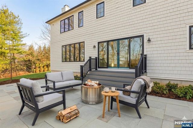 26 Huff Terrace, Montvale, NJ 07645