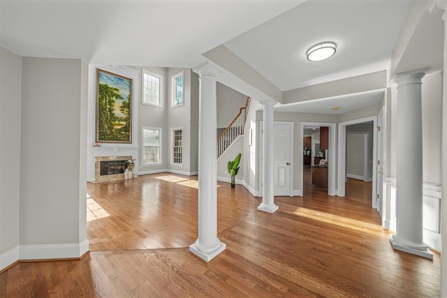 2086 Autumn Hill Drive, Ann Arbor, MI 48103