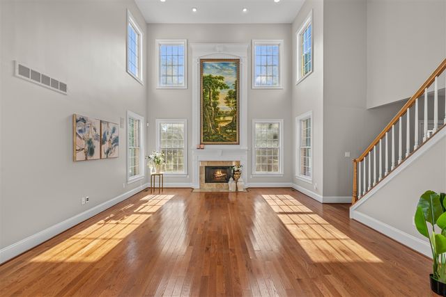 2086 Autumn Hill Drive, Ann Arbor, MI 48103