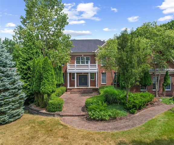 2086 Autumn Hill Drive, Ann Arbor, MI 48103
