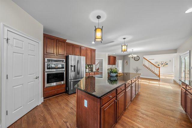 2086 Autumn Hill Drive, Ann Arbor, MI 48103