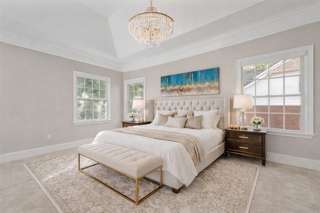 2086 Autumn Hill Drive, Ann Arbor, MI 48103