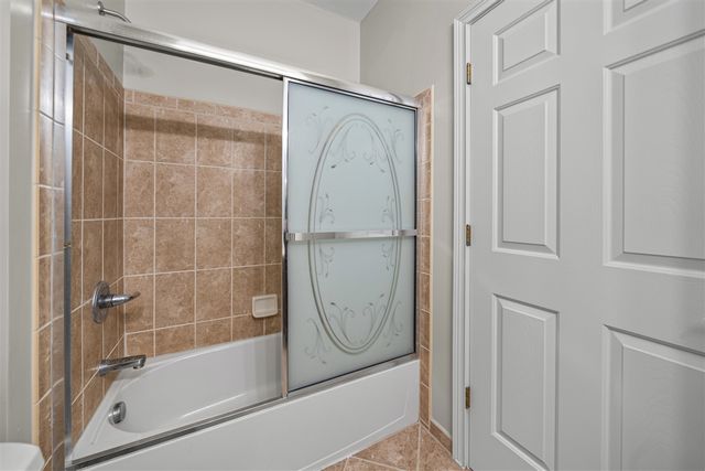 2086 Autumn Hill Drive, Ann Arbor, MI 48103