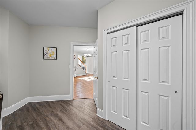 2086 Autumn Hill Drive, Ann Arbor, MI 48103