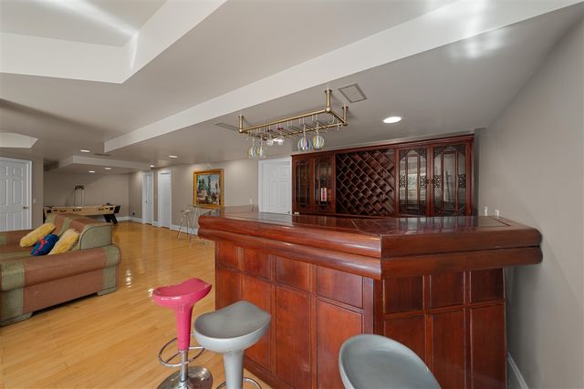 2086 Autumn Hill Drive, Ann Arbor, MI 48103