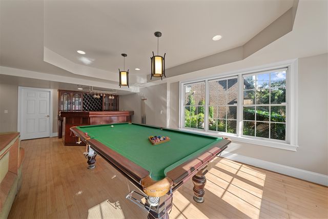 2086 Autumn Hill Drive, Ann Arbor, MI 48103